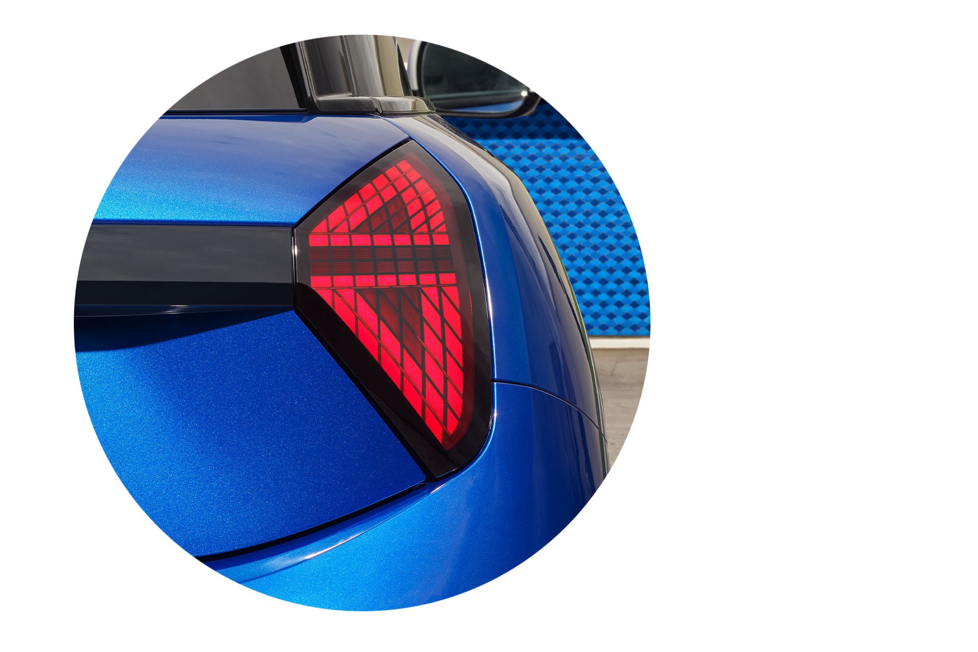 MINI all-electric - teaser - variants and prices